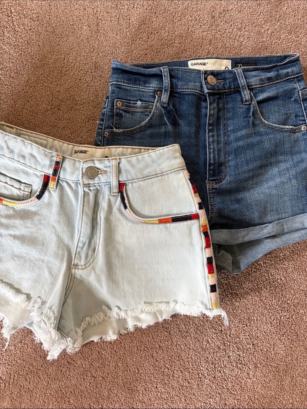 Garage Women's Lot Set of 2 Denim Shorts in Light Wash & Dark Blue size 0 VGUC